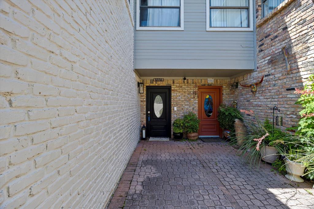 5556 Canada Court