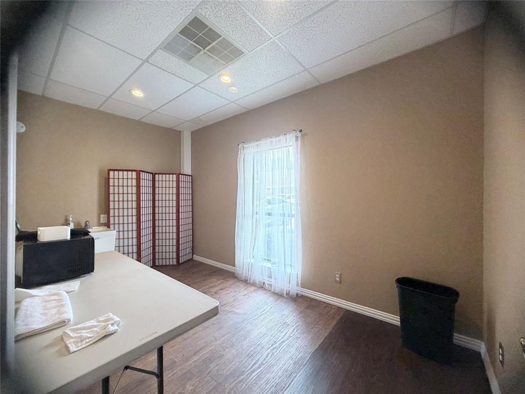 Heritage Square Condo - Commercial Sale