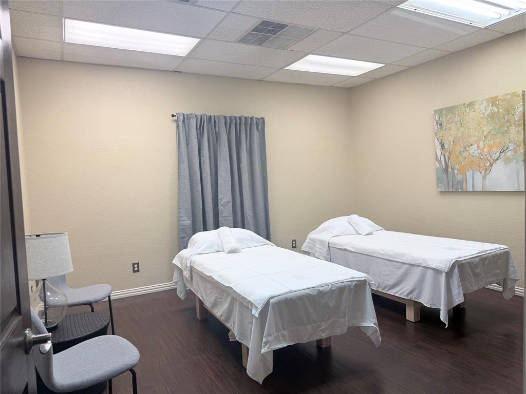 Heritage Square Condo - Commercial Sale