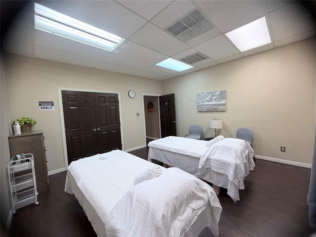 Heritage Square Condo - Commercial Sale