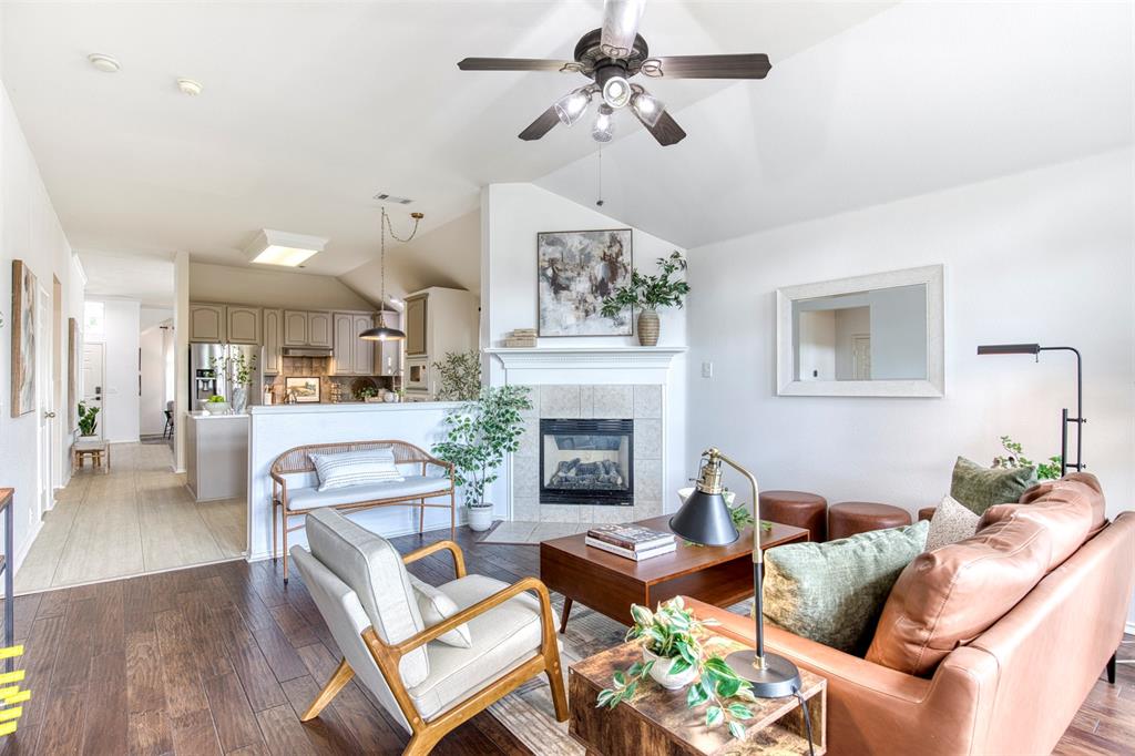 11471 Balcones Drive