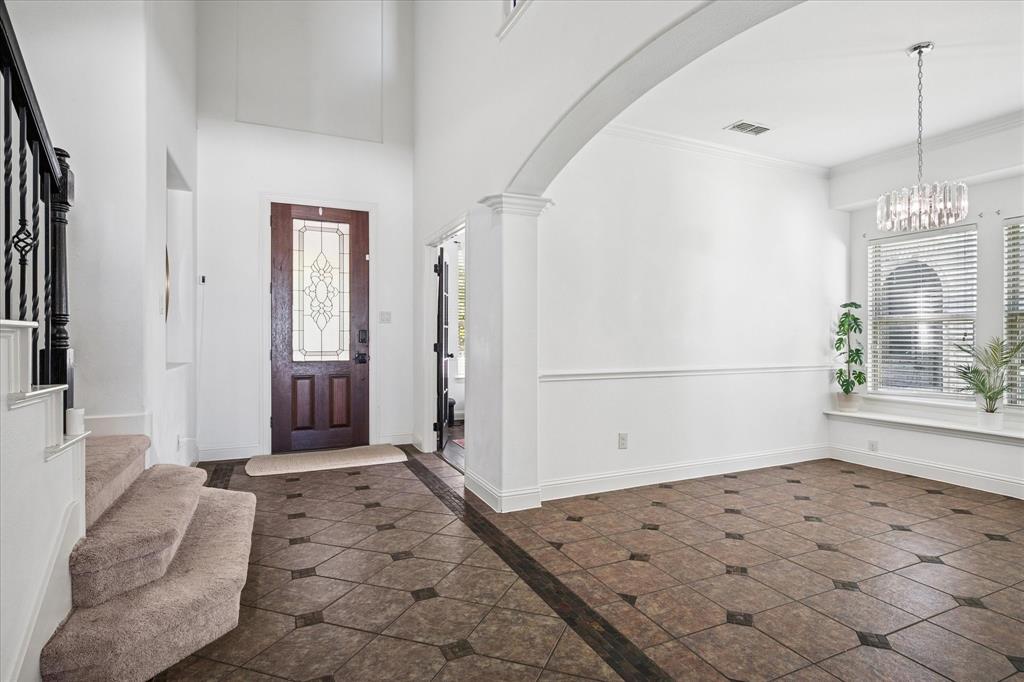 1131 Charleston Lane