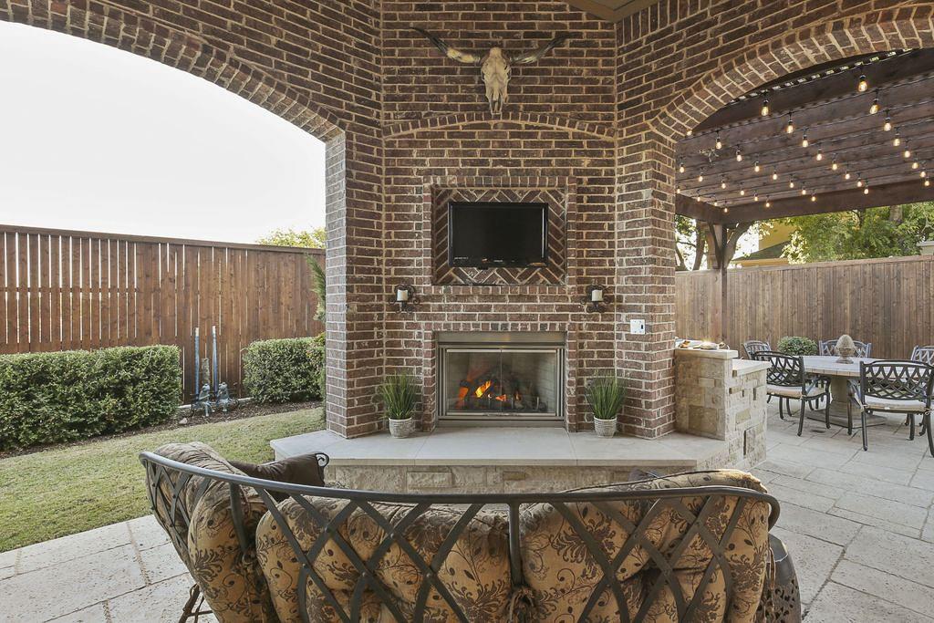 2257 Hermitage Drive