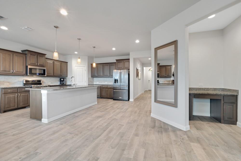 TRAILS OF ELIZABETH CREEK - Residential