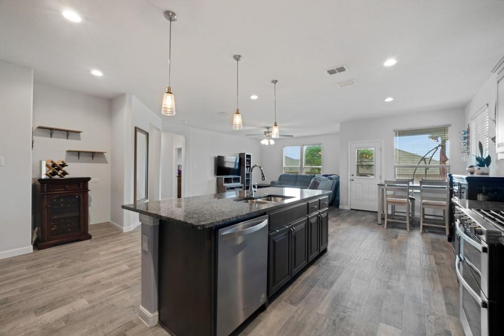 TRAILS OF ELIZABETH CREEK - Residential