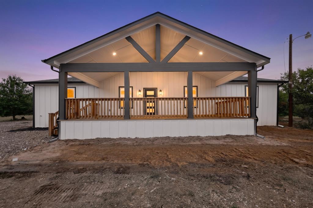 573 County Road 1116