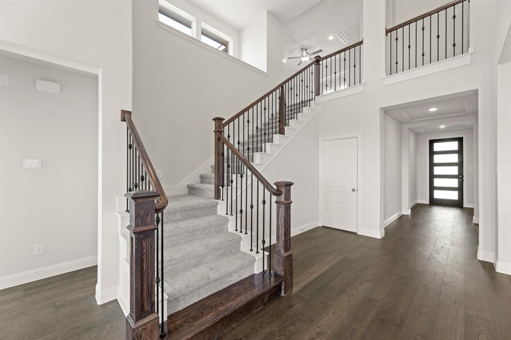 5530 Burford Lane