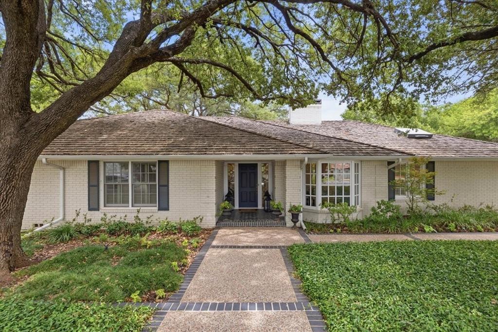 2209 Canterbury Drive