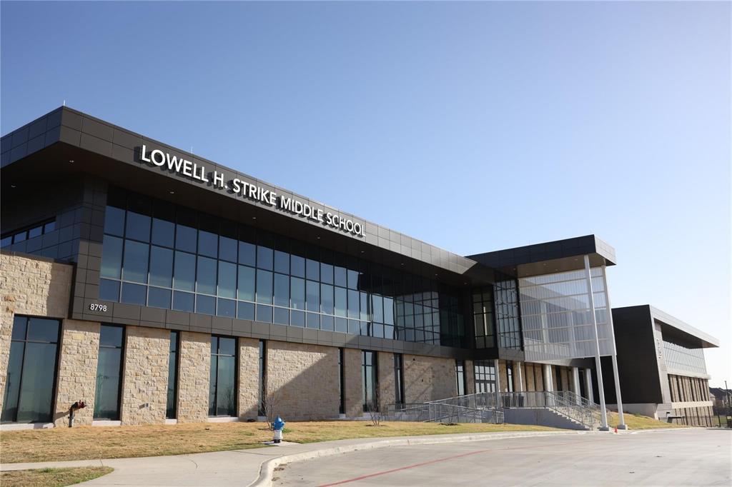 Westbury Tribute Ph 4 - Residential