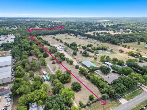 1830 SE Woody Road Dallas TX 75253