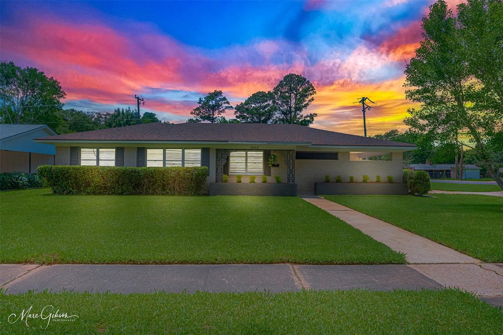 2002 Captain Shreve Drive
