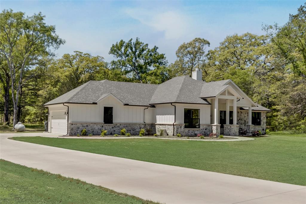 269 Legacy Lane