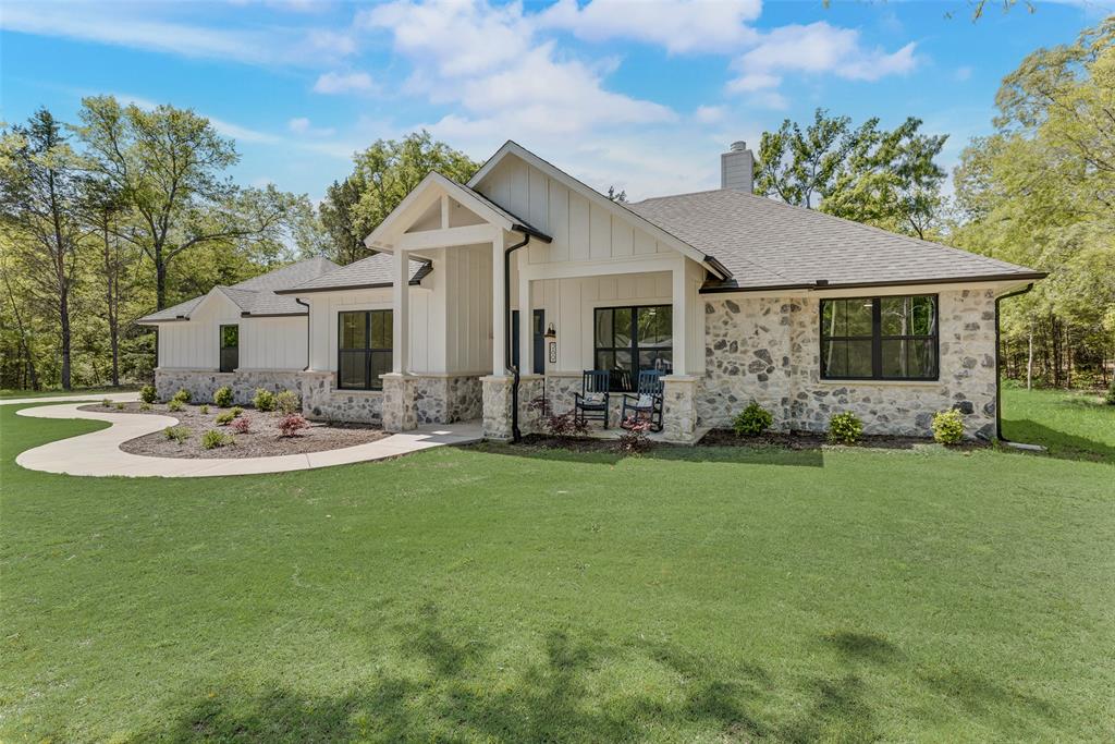 269 Legacy Lane