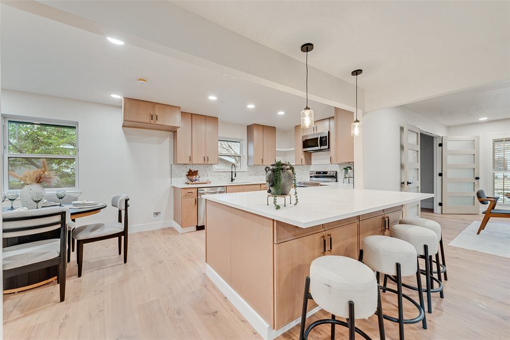 White Rock North 11 Instl - Residential