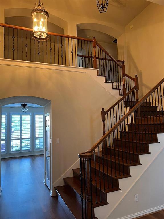 3020 Dove Creek Lane