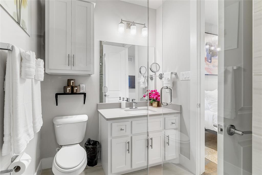 Flora Street Twnhms 02 - Residential