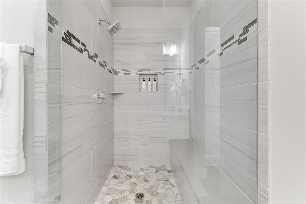 Flora Street Twnhms 02 - Residential