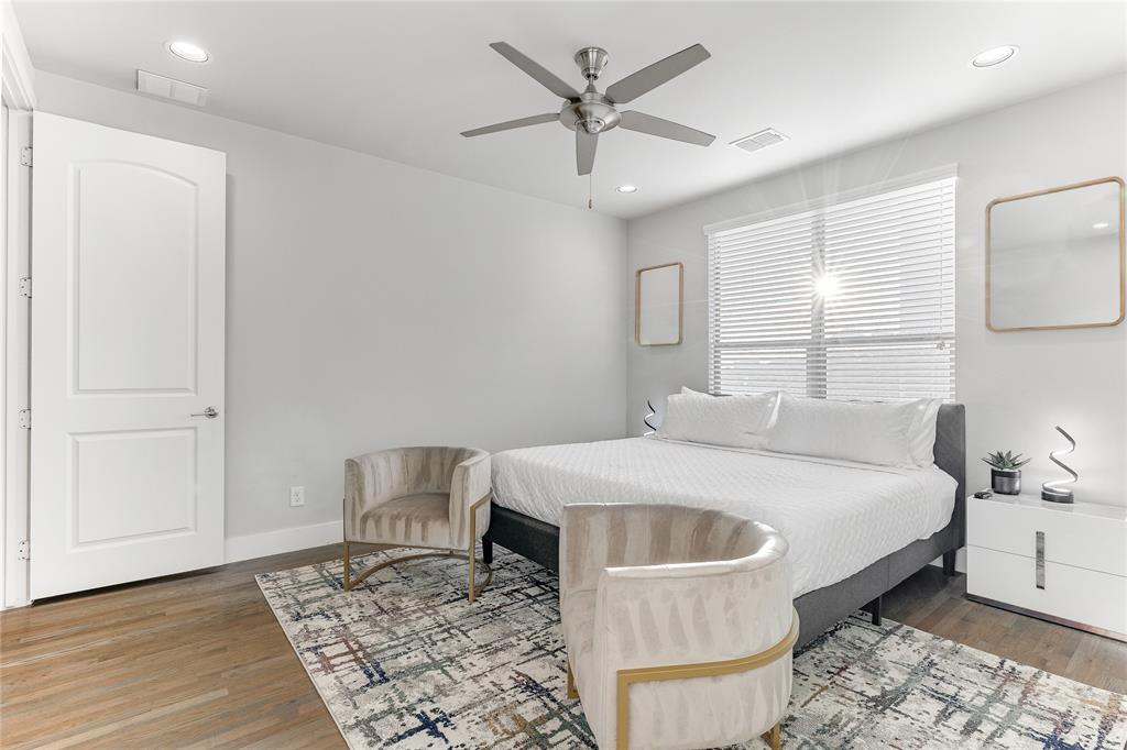 Flora Street Twnhms 02 - Residential