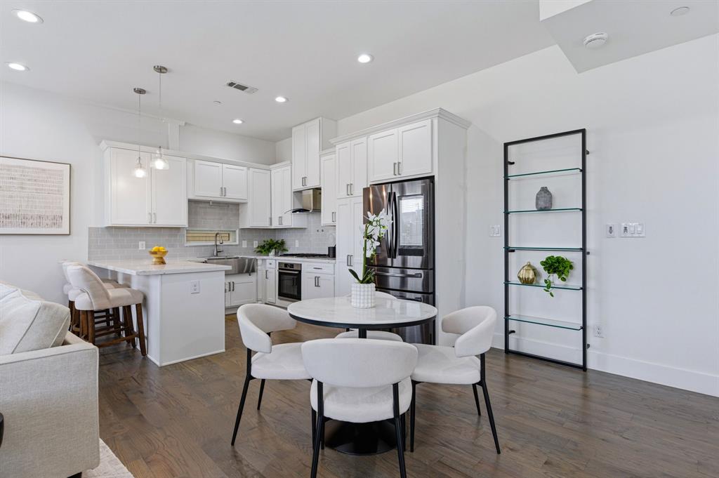 BON VIEW PLACE - Residential