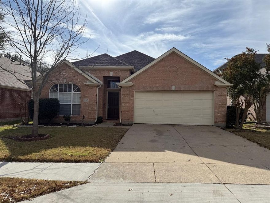 Fabulous Stonebridge Ranch community with Beach pool. tennis court, golf clubs, trails, and lakes. Open floor plan with formal living, dining, and breakfast. Ceiling fans, wood-like floor in the Living, dining, and family rooms. New LED lights with a fan in the breakfast and two bedrooms. Roof replaced in 2023. Buyer and buyer agent to verify all information.