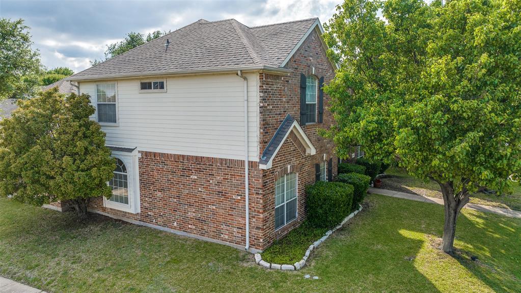 5224 Bay View Drive