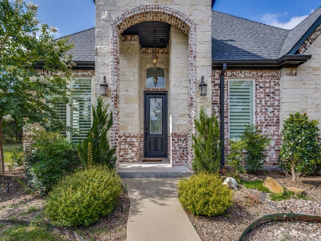 3135 Crossing Drive