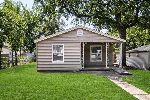 1050 DUBOIS ST, DENISON, TX 75020 - Image 0285a56c3ab7baf30301d3f1812b42e4/435483074