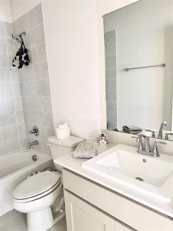 Lake Point Phase III - Residential Lease