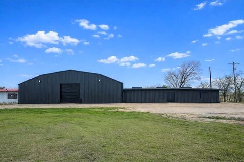 111 Frontier Drive Quinlan TX 75474