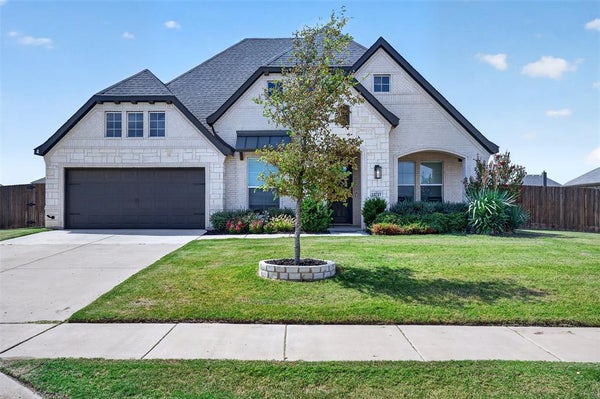 12717 CALIBER DR, GODLEY, TX 76044 - Image 028c16a3e4a4f8d614f5e4ba0405e390/4132412261