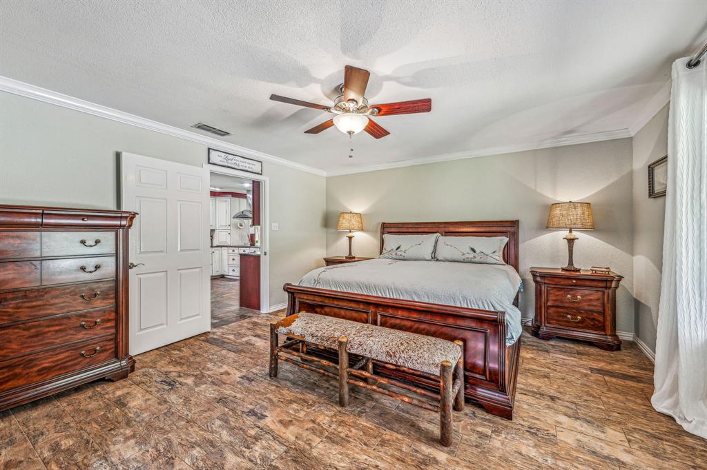 469 THOS B KING - Residential