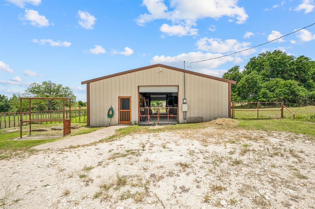 469 THOS B KING - Residential