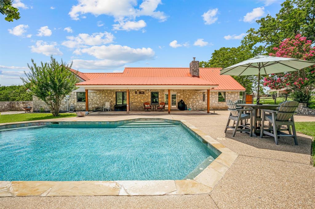 469 THOS B KING - Residential