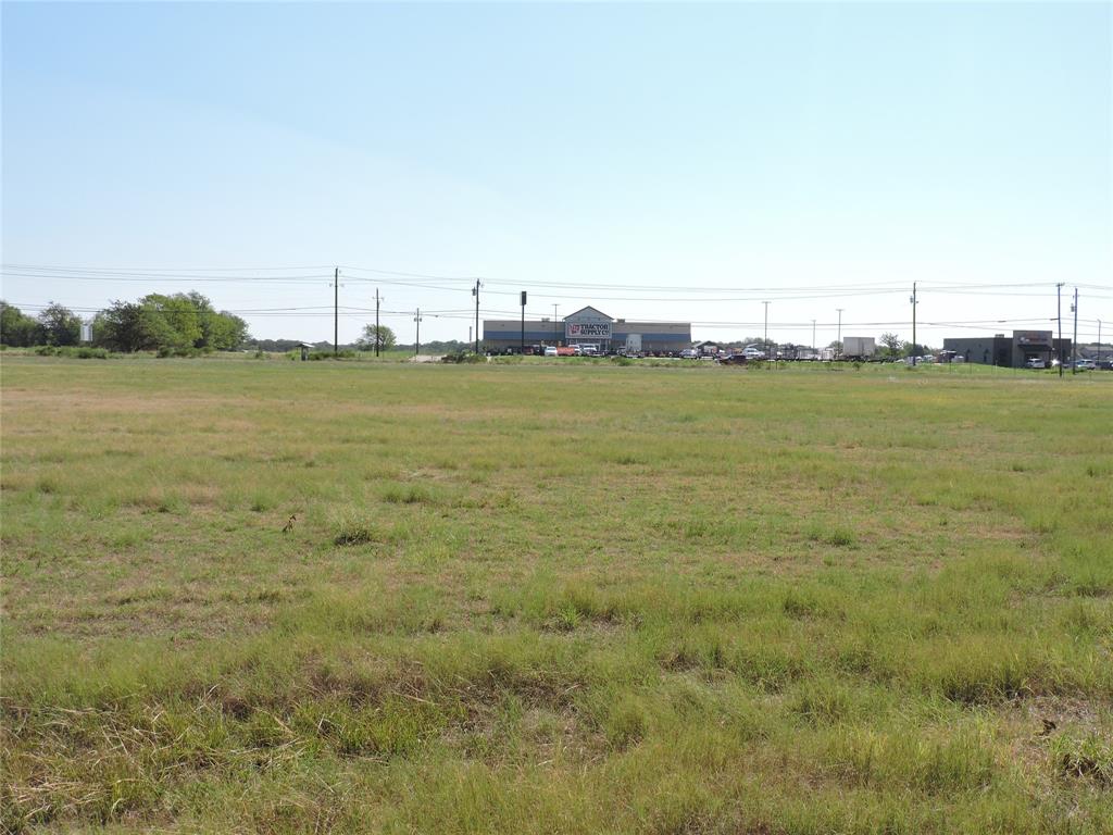 06 Lawson Ave