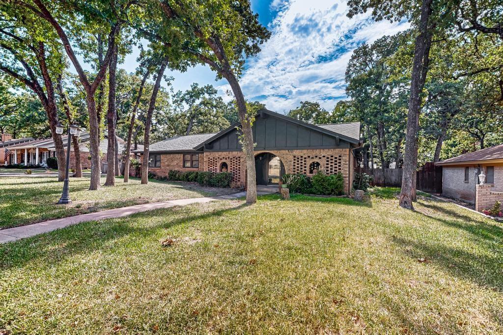 1505 Cedar Ridge Terrace