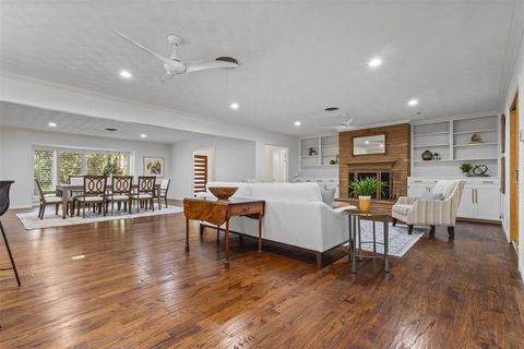 Tiny photo for 612 N Manus Drive, Dallas, TX 75224 (MLS # 21100822)