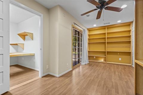 Tiny photo for 612 N Manus Drive, Dallas, TX 75224 (MLS # 21100822)