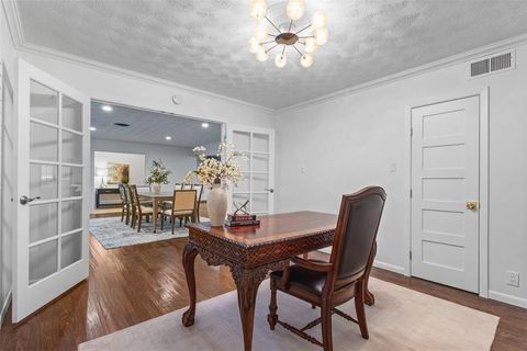 Tiny photo for 612 N Manus Drive, Dallas, TX 75224 (MLS # 21100822)