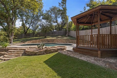 Tiny photo for 612 N Manus Drive, Dallas, TX 75224 (MLS # 21100822)