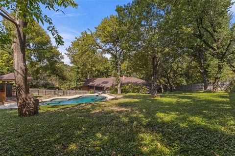 Tiny photo for 612 N Manus Drive, Dallas, TX 75224 (MLS # 21100822)