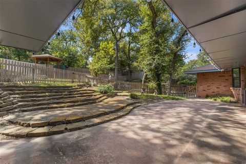 Tiny photo for 612 N Manus Drive, Dallas, TX 75224 (MLS # 21100822)
