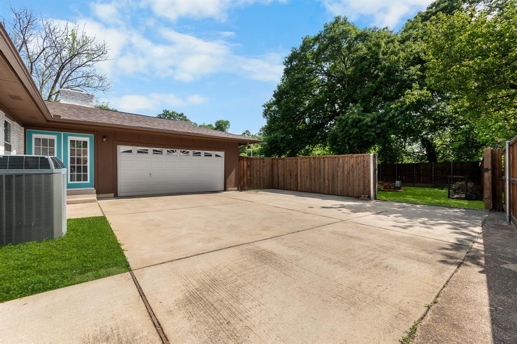 Casa Linda Forest - Residential