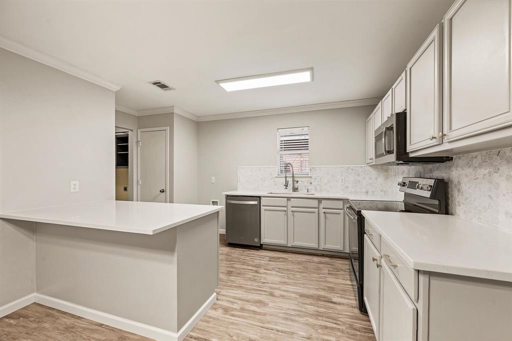 Stone Manor Add - Residential