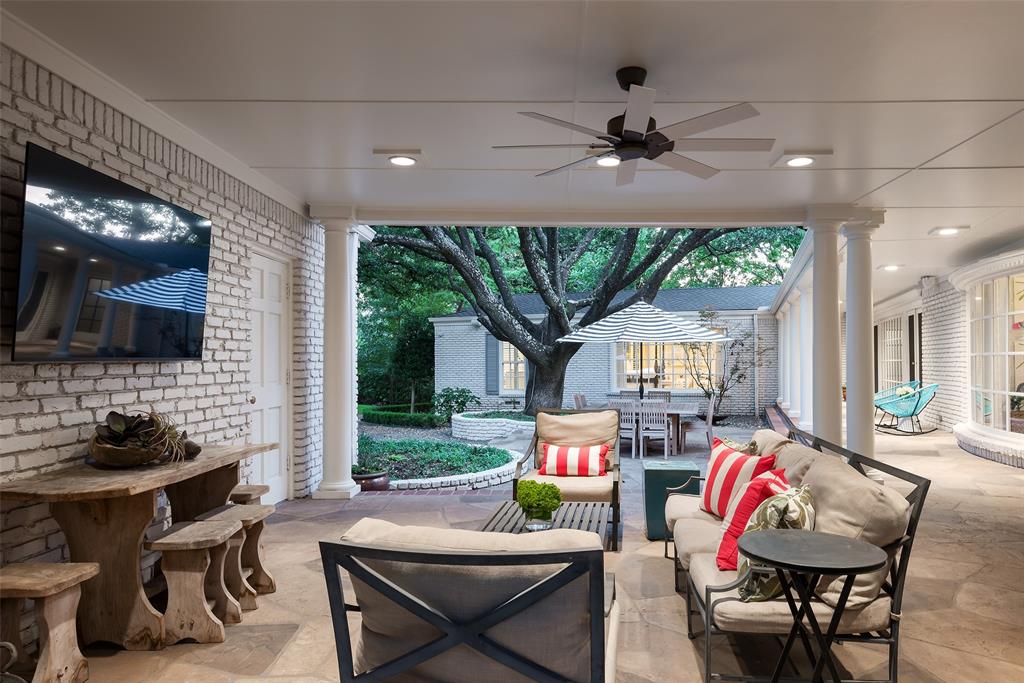 NORTHBROOK ESTATES - Residential