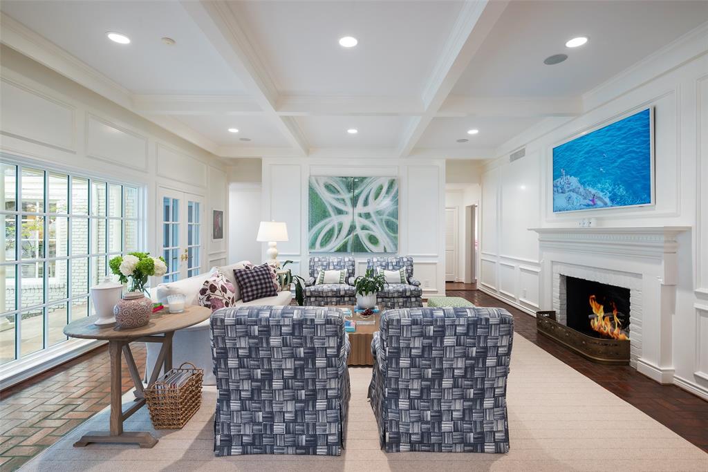 NORTHBROOK ESTATES - Residential