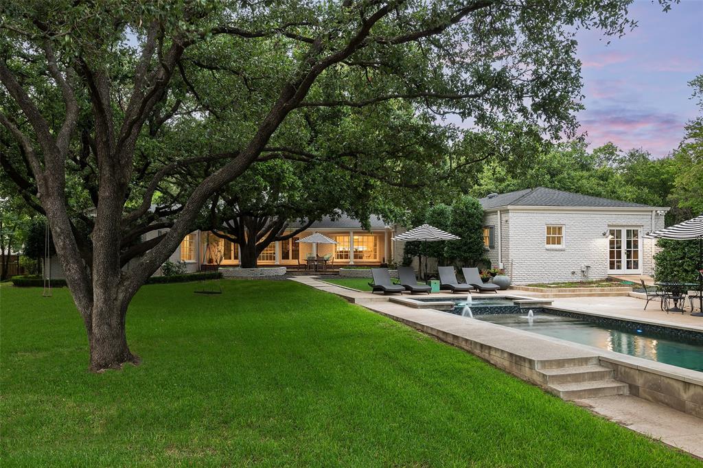 NORTHBROOK ESTATES - Residential