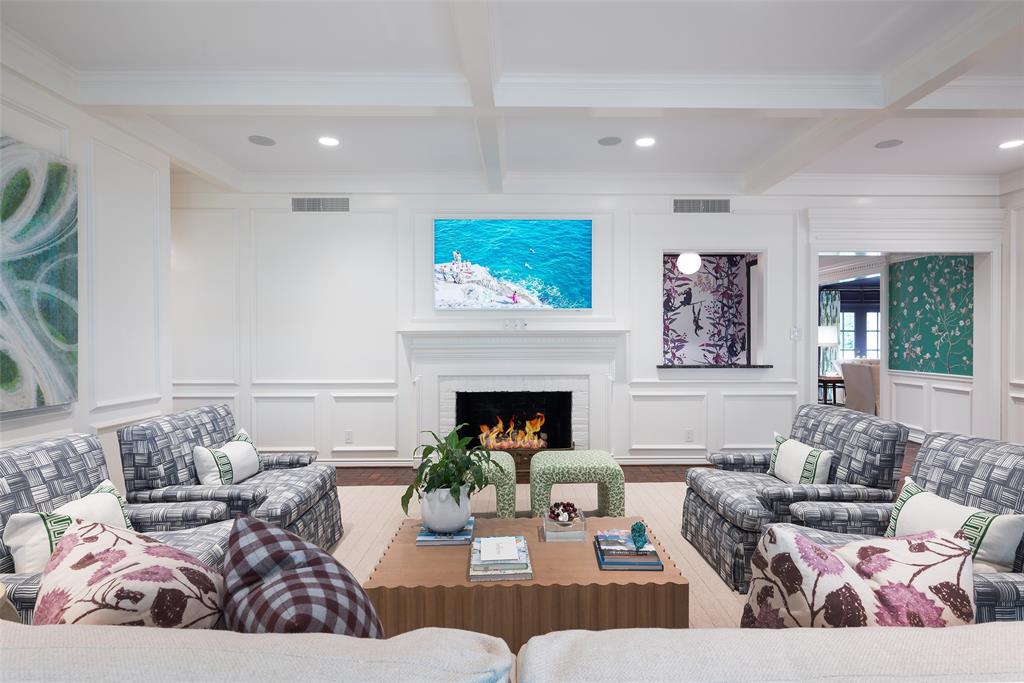 NORTHBROOK ESTATES - Residential