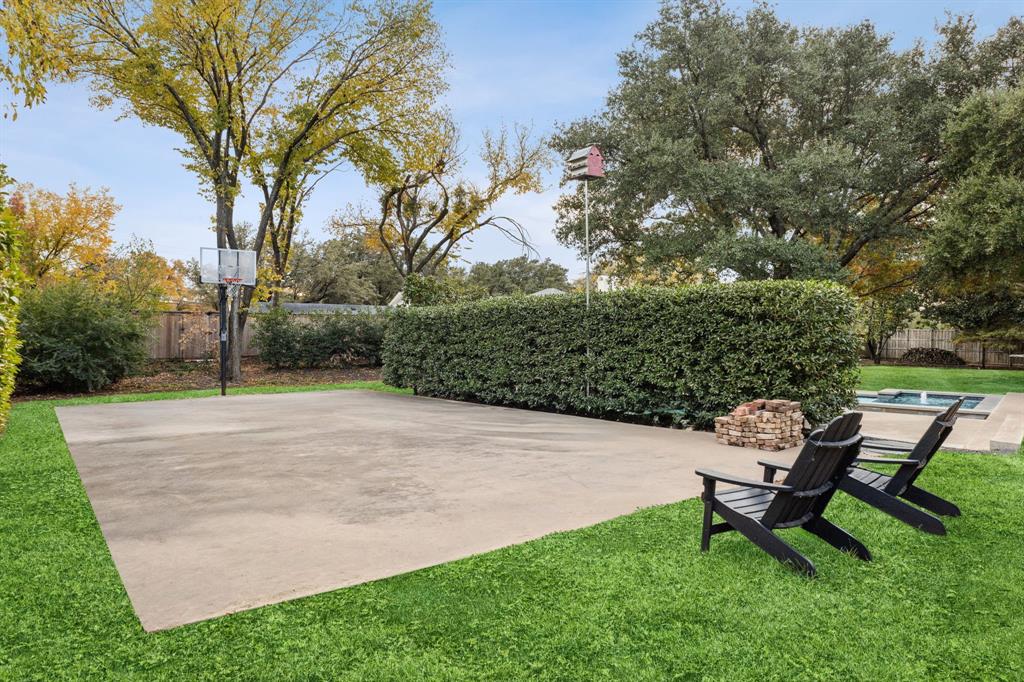 NORTHBROOK ESTATES - Residential