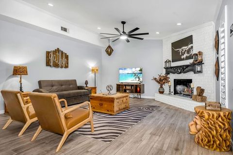 Tiny photo for 3330 Timberview Road, Dallas, TX 75229 (MLS # 20816312)