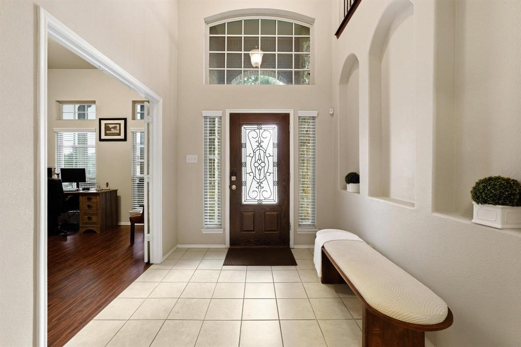 1213 Lake Worth Trail